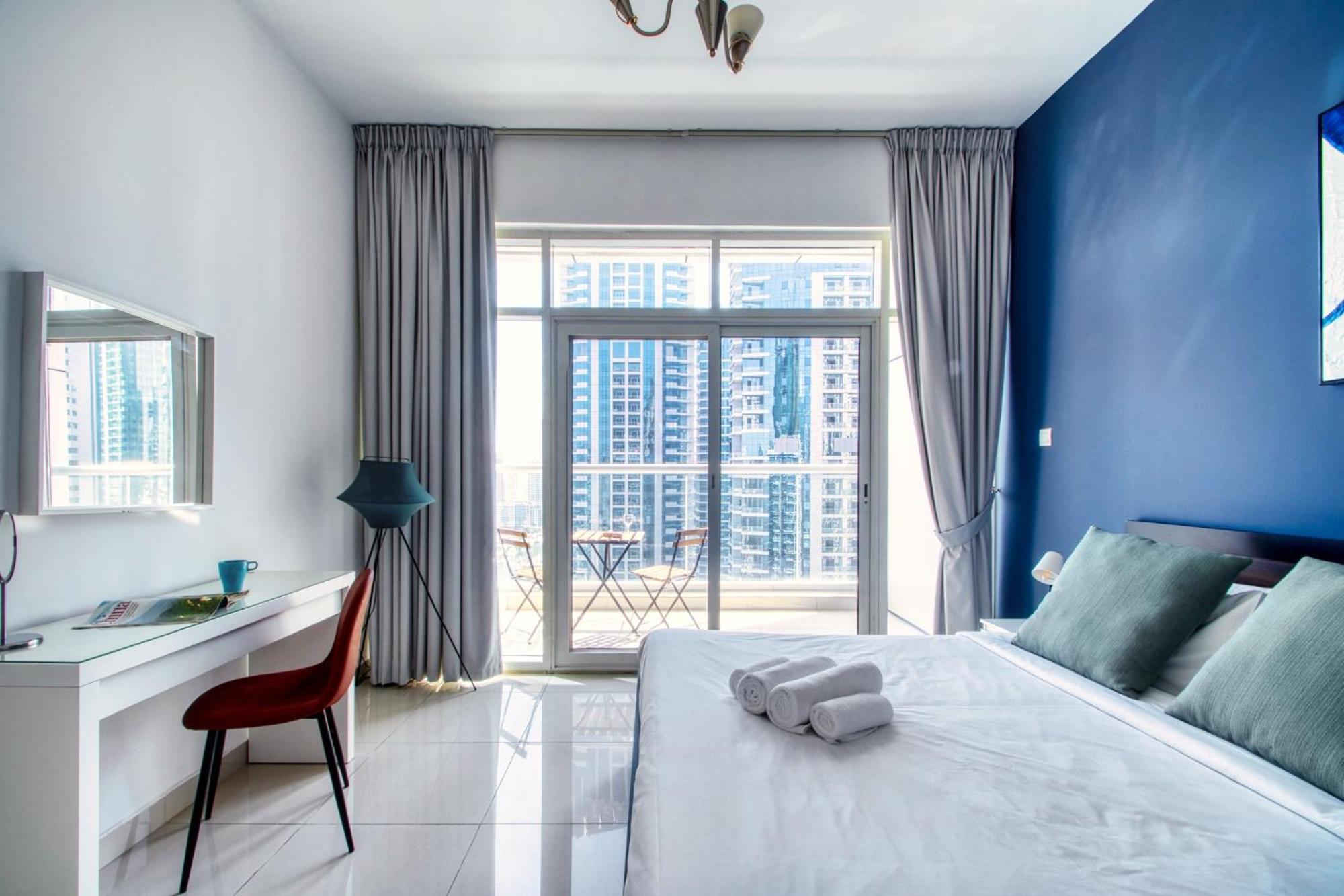 Iconic 2Br With Marina Views Apartment Дубай Екстериор снимка