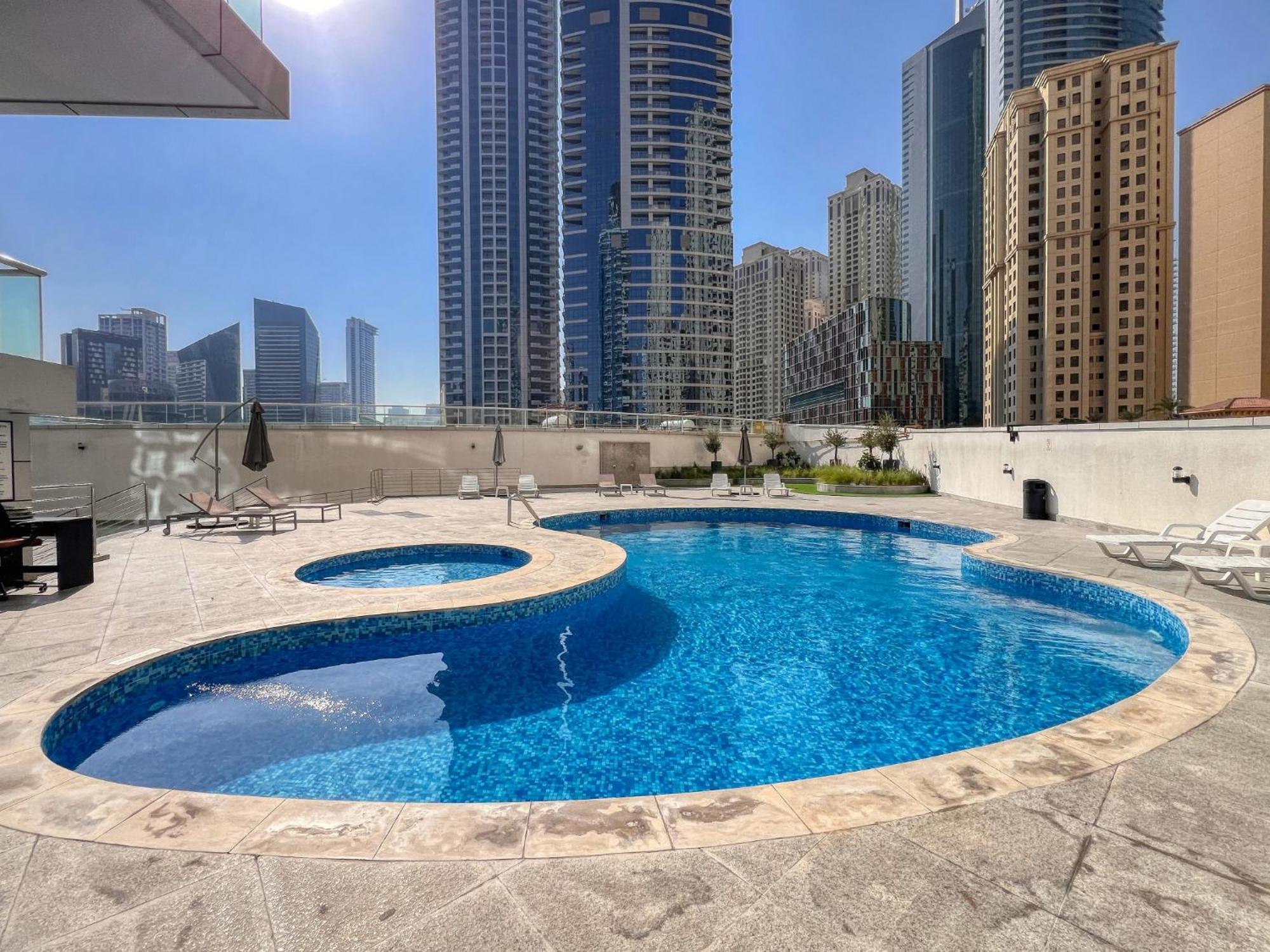 Iconic 2Br With Marina Views Apartment Дубай Екстериор снимка